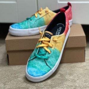 NWT Sperry Crest Vibe Rainbow Canvas Sneakers Size 5M